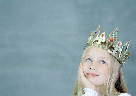 princesse - Girl wearing crown Foto de stock - Sin royalties Premium, Código: 632-01156893