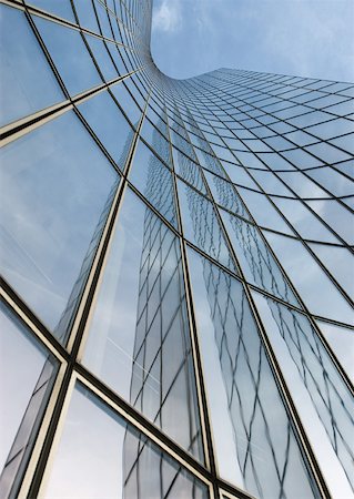 Skycraper, low angle view Stock Photo - Premium Royalty-Free, Code: 632-01157319