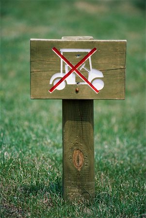 No golf carts sign Stock Photo - Premium Royalty-Free, Code: 632-01234699