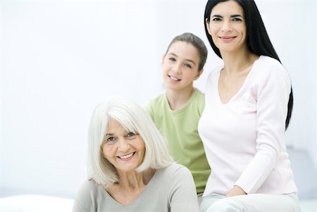 Trois générations de femmes, portrait Photographie de stock - Premium Libres de Droits, Code: 632-02282971