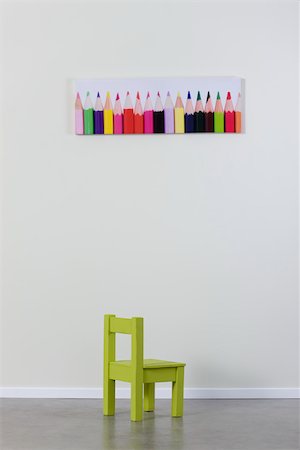 simsearch:632-02745314,k - Child's chair and poster of colored pencils Foto de stock - Sin royalties Premium, Código: 632-02745285