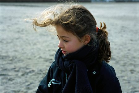 reflective vest - Jeune fille à l'extérieur, portrait Photographie de stock - Premium Libres de Droits, Code: 632-03027087