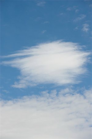 simsearch:696-03395477,k - Ciel bleu avec des nuages Photographie de stock - Premium Libres de Droits, Code: 632-03027487