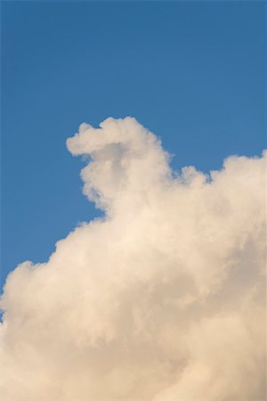 simsearch:633-06406753,k - Blue sky with fluffy cloud Stock Photo - Premium Royalty-Free, Code: 632-03027491