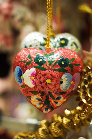 painted heart images - Heart-shaped ornament Stock Photo - Premium Royalty-Free, Code: 632-03083542