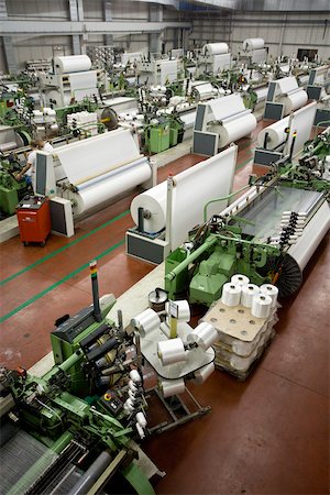 Vue d'ensemble de l'usine de tissage, occupe une place Photographie de stock - Premium Libres de Droits, Code: 632-03500563