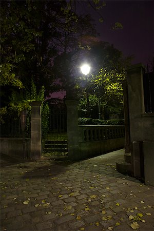 France, Paris, Montmartre at night Foto de stock - Sin royalties Premium, Código: 632-03500701