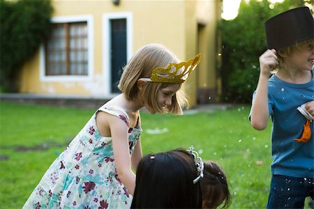 simsearch:632-03500989,k - Children having fun at outdoor party Stock Photo - Premium Royalty-Free, Code: 632-03501018