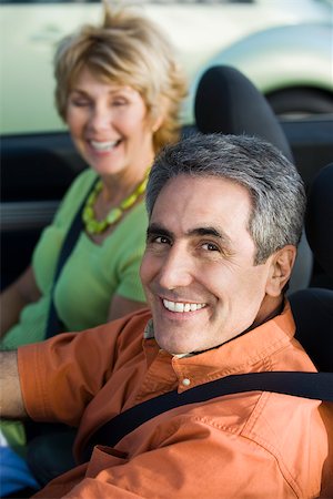 driver (vehicle, male) - Mature couple in car together Foto de stock - Sin royalties Premium, Código: 632-03516874