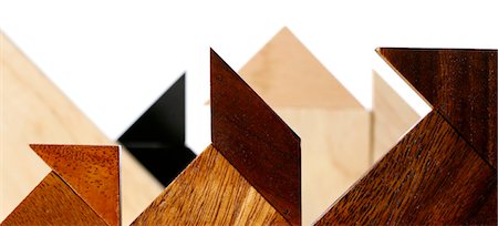 enigma - Wooden geometric shapes Foto de stock - Sin royalties Premium, Código: 632-03629827