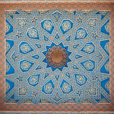 simsearch:632-03779343,k - Ornately painted ceiling, Bukhara, Uzbekistan Foto de stock - Sin royalties Premium, Código: 632-03779336