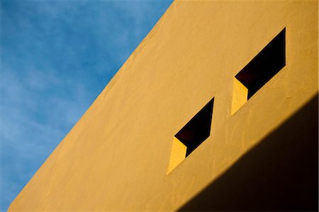 rectangle - Building facade, cropped Foto de stock - Sin royalties Premium, Código: 632-03779431