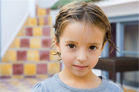 Little girl with wet hair, portrait Stock Photo - Premium Royalty-Free, Code: 632-03898137
