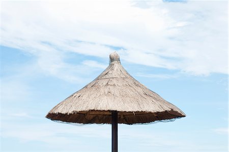 parasol - Thatched umbrella Foto de stock - Sin royalties Premium, Código: 632-03898138