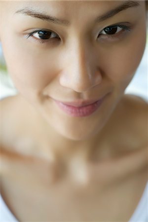 simsearch:633-05401584,k - Young woman, portrait Stock Photo - Premium Royalty-Free, Code: 633-05402110