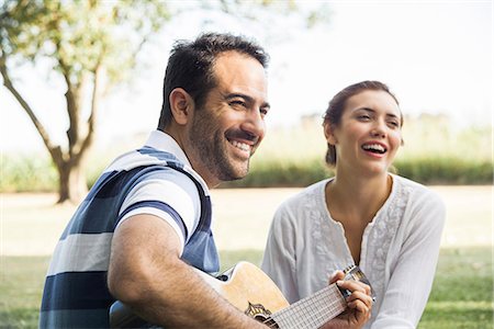 Relaxing in the park with friends Stock Photo - Premium Royalty-Free, Code: 633-08482078