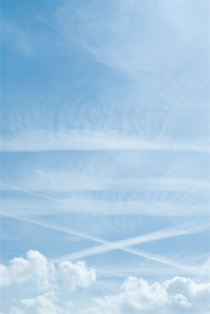Sky with clouds and vapor trails Stock Photo - Premium Royalty-Free, Code: 633-01574192