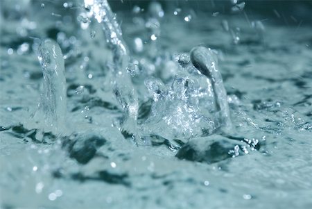 simsearch:633-01573444,k - Water splashing, extreme close-up Stock Photo - Premium Royalty-Free, Code: 633-01573454