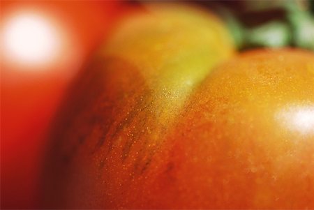 ripening - Tomatoes, extreme close-up Stock Photo - Premium Royalty-Free, Code: 633-01715351