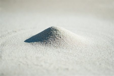 Mound of sand Stock Photo - Premium Royalty-Free, Code: 633-01715483