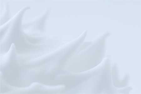 simsearch:633-01714491,k - Peaks in cream, extreme close-up Stock Photo - Premium Royalty-Free, Code: 633-01715759