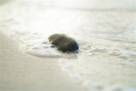 simsearch:632-03630281,k - Beach pebble and surf, close-up Stock Photo - Premium Royalty-Free, Code: 633-02044538