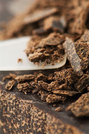 shaving (fragment) - Dark chocolate, extreme close-up Stock Photo - Premium Royalty-Free, Code: 633-02066060