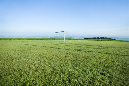 Soccer goal in emZSy field Foto de stock - Sin royalties Premium, Código: 633-02417637