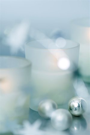 Christmas ornaments and candles, close-up Stock Photo - Premium Royalty-Free, Code: 633-02418047