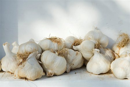 Fresh garlic Foto de stock - Sin royalties Premium, Código: 633-02645272