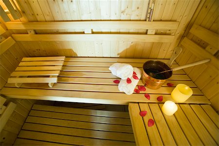 sauna - Swedish sauna Foto de stock - Sin royalties Premium, Código: 633-03444504