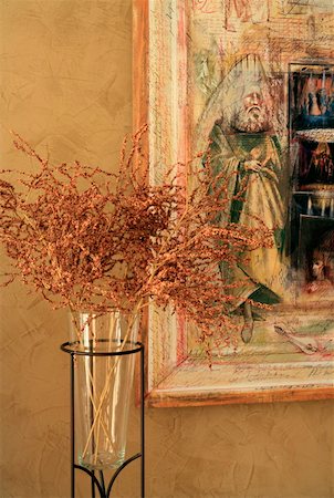 fine art plants - Vase with dried flowers in front of painting Stock Photo - Premium Royalty-Free, Code: 644-01437136