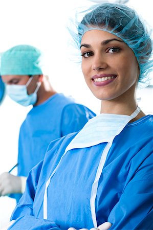 restregar - Medical personnel in operating room Foto de stock - Sin royalties Premium, Código: 644-03672104