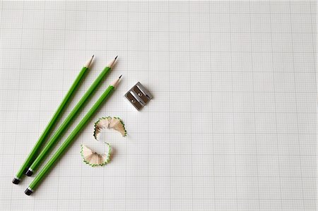 pencil (writing instrument) - Pencils with sharpener and shavings Foto de stock - Sin royalties Premium, Código: 649-05801500