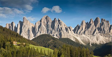 Rocky mountains in rural landscape Stock Photo - Premium Royalty-Free, Code: 649-05802329