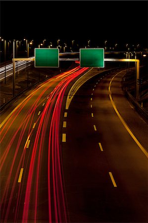 Time-lapse view of traffic on highway Foto de stock - Sin royalties Premium, Código: 649-05820622