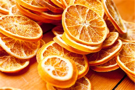 Close up of dried orange slices Foto de stock - Sin royalties Premium, Código: 649-06001818