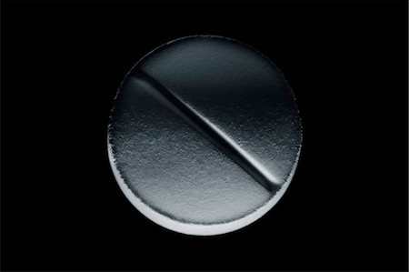 drugs nobody - Close up of pill Stock Photo - Premium Royalty-Free, Code: 649-06001997