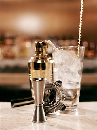 expensive - Cocktail making tools on bar Stock Photo - Premium Royalty-Free, Code: 649-06040933