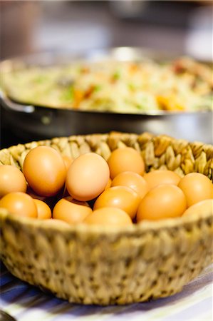 paella - Eggs and seafood paella Fotografie stock - Premium Royalty-Free, Codice: 649-06112727