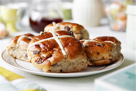 Close up of plate of scones Fotografie stock - Premium Royalty-Free, Codice: 649-06112853