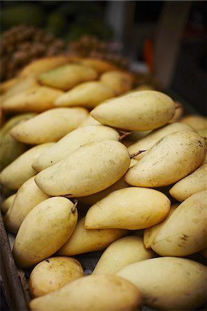 Mango for sale at market Stock Photo - Premium Royalty-Free, Code: 649-06433240