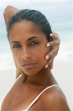 paradise island bahamas beach - Close up of womans serious face Stock Photo - Premium Royalty-Free, Code: 649-06532999
