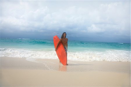 paradise island bahamas beach - Close up of womans serious face Stock Photo - Premium Royalty-Free, Code: 649-06533001