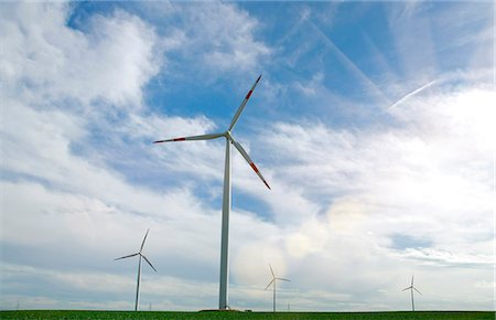 energy (power source) - Wind turbines in rural landscape Foto de stock - Sin royalties Premium, Código: 649-06622323