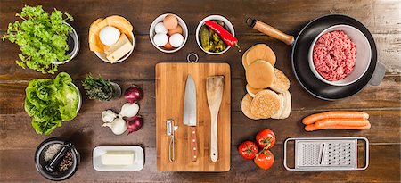 delicious food - Table laid with ingredients and utensils Photographie de stock - Premium Libres de Droits, Code: 649-06622950