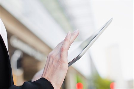 Businesswoman using tablet computer Stockbilder - Premium RF Lizenzfrei, Bildnummer: 649-06717179