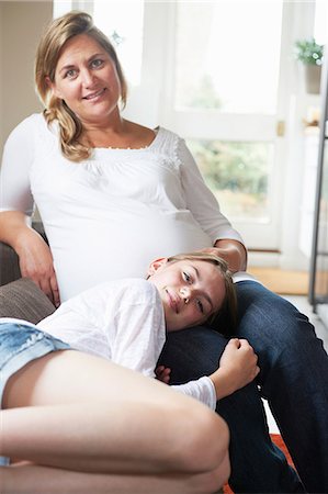 Pregnant mother with teenage daughter Stock Photo - Premium Royalty-Free, Code: 649-06812079