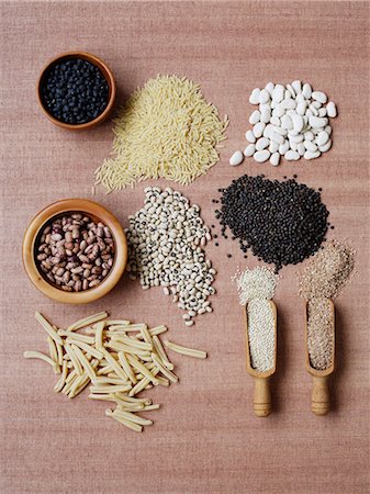 Dried pulses and grains Photographie de stock - Premium Libres de Droits, Code: 649-06812124