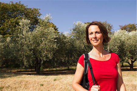 Woman in olive grove, Groznjan, Istria, Croatia Foto de stock - Sin royalties Premium, Código: 649-06812221